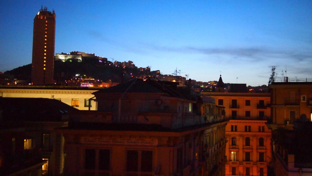 Casa Laurino B&B Napoli Dış mekan fotoğraf
