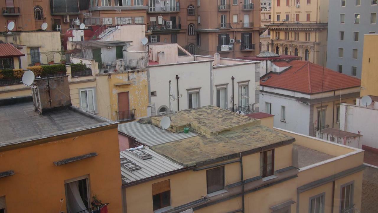 Casa Laurino B&B Napoli Dış mekan fotoğraf