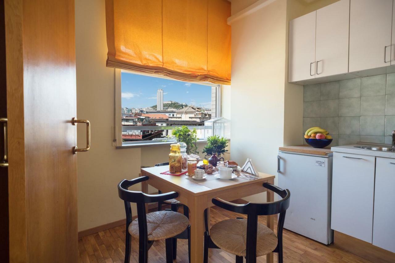 Casa Laurino B&B Napoli Dış mekan fotoğraf