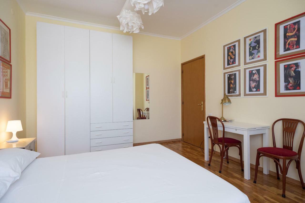Casa Laurino B&B Napoli Dış mekan fotoğraf